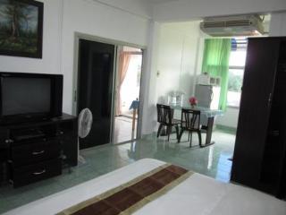 River Hotel Pattaya ภายนอก รูปภาพ